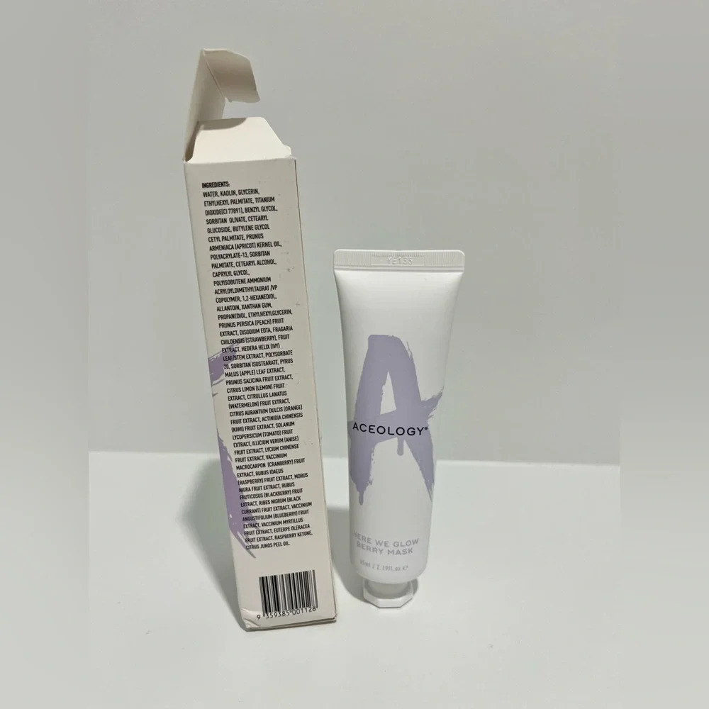 Aceology Here We Glow Berry Mask NEW 65ml Brightens, Protects & Renews - Picture 5 of 5